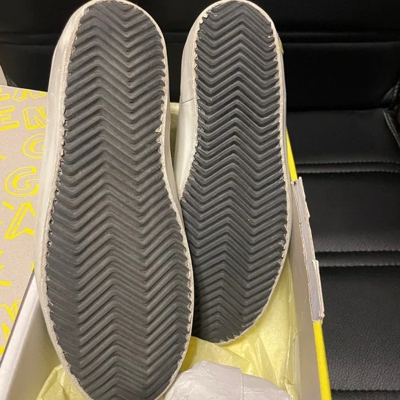 Golden Goose Velcro All-Stars-size 34